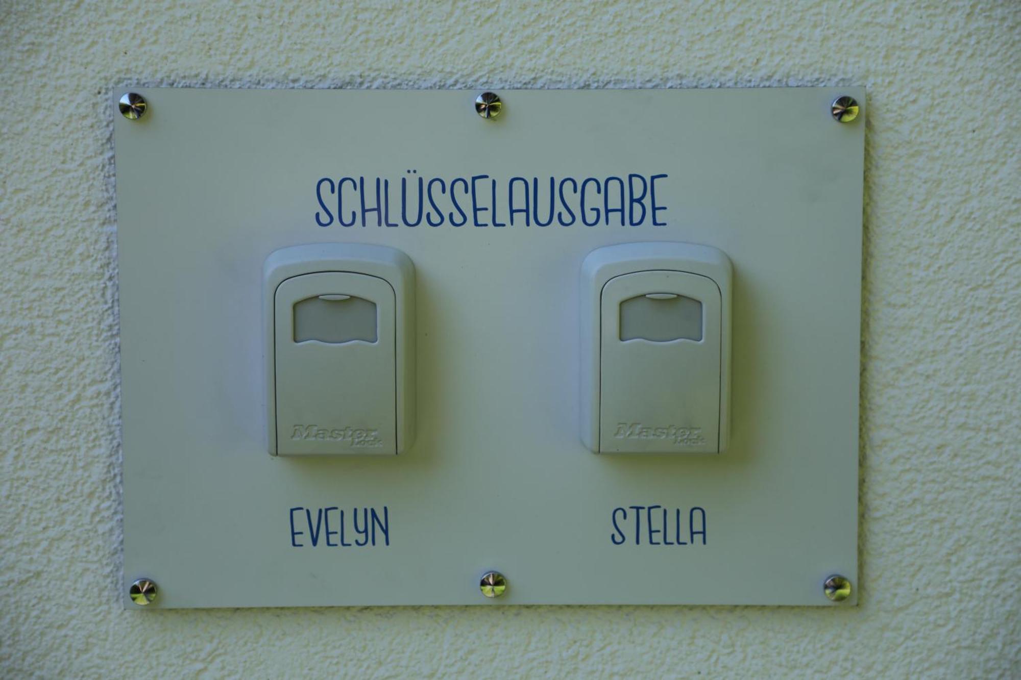 Eine Sehr Gemuetliche Dachgeschoss Ferienwohnung Ihlow  Eksteriør bilde